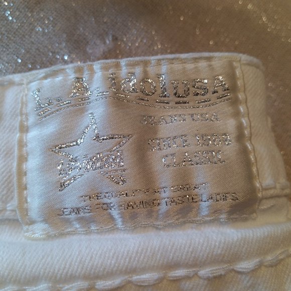 White Jean shorts size 7 - Picture 3 of 5